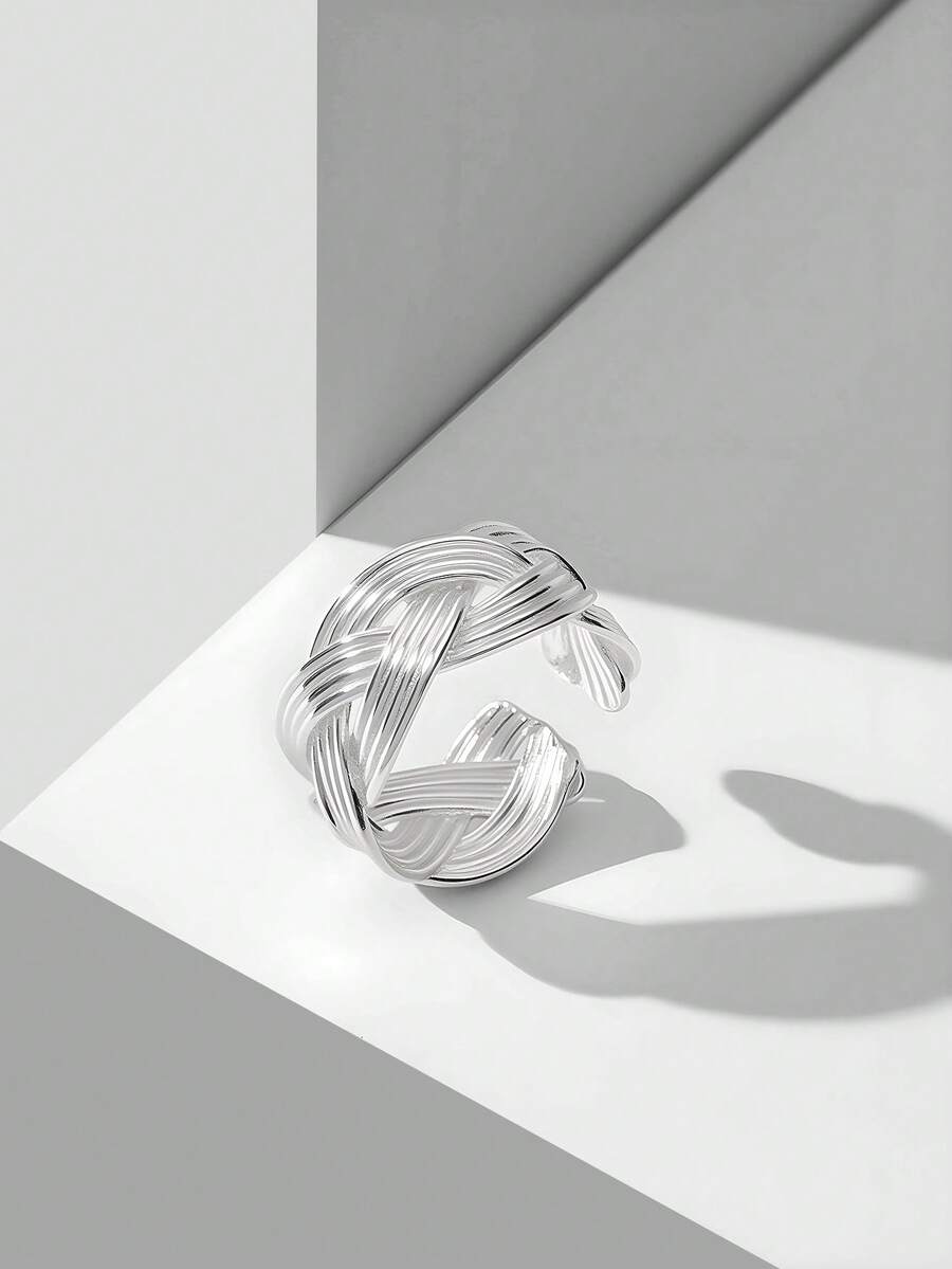 MOTF PREMIUM 18k Gold-Plated Wrapped Wire Minimalist Ring - Silver - View 2