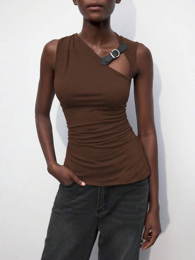 SHEIN Maija 2025 Spring/Summer & Early Autumn Independence Day July Women's Brown Fitted Buttoned Decorative Design Modern Urban Chic Versatile Top, Black Hollow-Out PU Leather Decor Sleeveless Modern Urban Casual Women Apparel