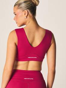 MISSGUIDED Active V-Neck Sports Bra Seamless Workout Athletic Wear Gym Training Performance Activewear - Red - View 2