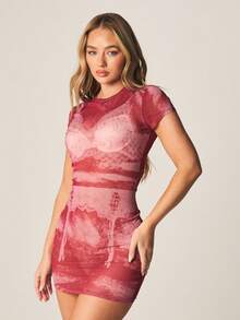 MISSGUIDED Burgundy Short Sleeve Mesh Mini Dress With Abstract Watercolor Print For Party Evening - Red - View 5