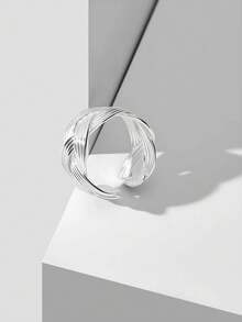 MOTF PREMIUM 18k Gold-Plated Wrapped Wire Minimalist Ring - Silver - View 4