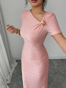 Elenzga 女士粉色提花针织面料高端设计金属纽扣不规则领显瘦侧开衩长裙，优雅精致，适合生日礼物、约会、派对、正式场合、鸡尾酒会、音乐节、情人节、复活节、劳动节、返校派对、单身派对、春夏连衣裙等场合。 - 粉色 - 查看 8