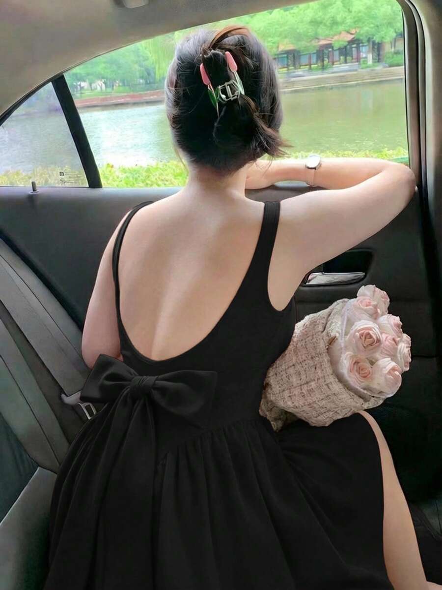 SHEIN MOD Plus Size Women Square Neck Sleeveless Dress With Bow Decor At Back - Black - View 1