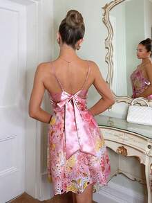 Glamine Charm 缎面花卉提花装饰浪漫约会连衣裙，优雅迷人的女士提花连衣裙 - 彩色 - 查看 7