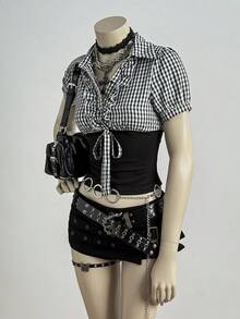 EgrlEra Áo sơ mi nữ tay ngắn họa tiết kẻ caro, phối màu tương phản, cổ buộc dây, cài cúc phía trước, viền bèo nhún, thắt eo, thích hợp cho mùa xuân, hè, thu. - Đen và trắng - Xem 6