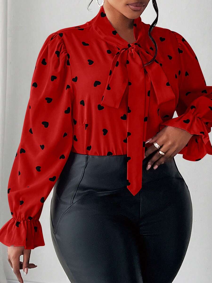 SHEIN CURVE+ 大码爱心印花长袖系带衬衫 - 紅色 - 查看 1