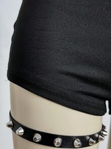 SHEIN DivaQ 女士金属孔眼吊带露脐上衣和短裤两件套 - 黑色 - 查看 6