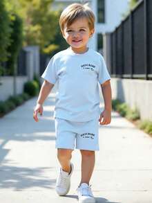 春夏男童休闲时尚创意个性清新简约风字母标语印花宽松套装，天蓝色短袖T恤和短裤套装，舒适日常穿着，温暖夏日风格，适合春夏穿着 - 彩色 - 查看 1