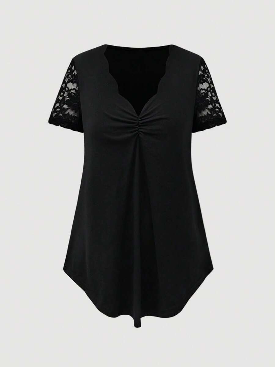 SHEIN PETITE 娇小女式蕾丝拼接刺绣领休闲短袖T恤 - 黑色 - 查看 1