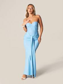 MISSGUIDED Strapless Light Blue Lace Corset Detail Maxi Dress With Front Tie And Fitted Silhouette For Special Occasions - Dusty Blue - View 3