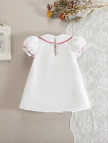 SHEIN 女婴樱桃装饰彼得潘领连衣裙，日系甜美风格，适合春夏郊游、幼儿园派对，清新可爱，展现童趣魅力 - 白色 - 查看 2