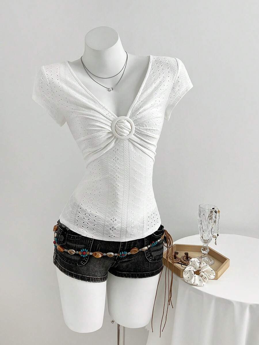 Elamini Áo thun nữ dáng suông, họa tiết jacquard khoét rỗng, cổ tròn, xếp ly, thích hợp đi làm. - trắng - Xem 1