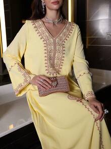 Layrah Bata con cuello en V color amarillo pálido, mangas acampanadas bordadas, para primavera/verano - Amarillo - Ver 9