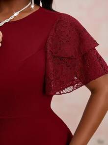 SHEIN Lady 春夏优雅通勤婚礼办公音乐会/音乐节粉色针织蕾丝圆领铅笔裙撞色蕾丝中长短袖大码连衣裙女士夏季穿搭女士夏季连衣裙女士办公穿搭女士生日穿搭女士生日礼服女士教堂礼服女士邮轮礼服女士办公连衣裙生日/活动礼服 - 酒紅色 - 查看 4