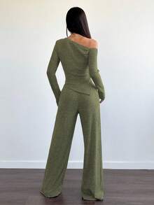 SHEIN Unity Women's Casual Asymmetrical Shoulder Fuzzy T-Shirt + Wide Leg Low Waist Pants 2 Pieces Set, Winter - Green - View 2