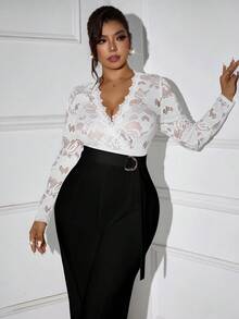 Femmeverse Mono blanco de talla grande para mujer con cuello en V, manga larga y ajustado - Blanco y Negro - Ver 5