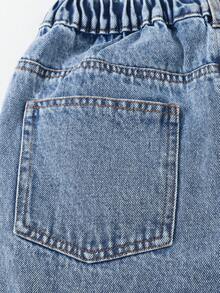 SHEIN Tween Boys' Fashionable Street-Style Slim-Fit Distressed Light Wash Blue Denim Shorts, Casual Versatile - Medium Wash - View 4