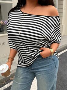 Easura 大码女式不对称条纹露肩短袖时尚T恤 - 黑與白 - 查看 7