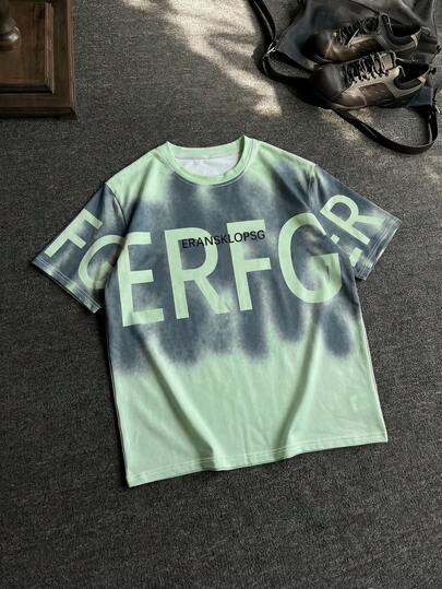 Manfinity Dauomo 时尚街头风男士宽松印花圆领短袖T恤，字母和数字泼墨图案。