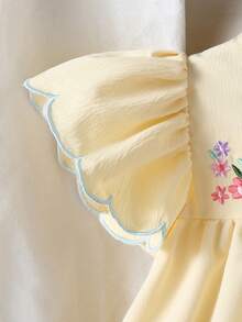 SHEIN Vintaside Kids 女婴可爱刺绣碎花连衣裙，荷叶边喇叭袖，乡村风夏季连衣裙，适合日常外出、度假，黄色连衣裙，春夏款 - 黃色 - 查看 9