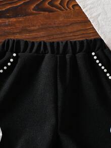 SHEIN Elladie kids 女童优雅可爱彼得潘领珍珠纽扣泡泡袖衬衫配蝴蝶结珍珠短裤套装 - 黑與白 - 查看 4