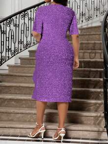 Fleurora Gaun Musim Panas Ungu Elegan untuk Wanita, Gaun Lilit untuk Tamu Pernikahan Formal, Gaun Midi Ukuran Plus dengan Leher V Dalam dan Hiasan Berlian Imitasi Berkilau untuk Pesta & Prom - Purple - View 2