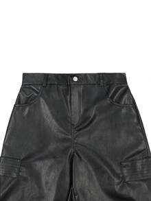 Manfinity EMRG Manfinity 大码男士黑色 PU 皮革宽松直筒工装裤，时尚百搭，送给男友的绝佳礼物。男士宽松裤，男士阔腿裤，宽松工装牛仔裤，黑色宽松牛仔裤，男士宽松阔腿裤 - 黑色 - 查看 4