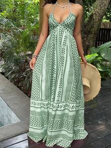 Sunnyshic Gaun Liburan Model Potongan Pinggang Pas dengan Motif Digital Warna Pink, Leher V Dalam, Model Halter Tanpa Punggung, dan Tali Ikat di Bagian Belakang - Hijau - View 4