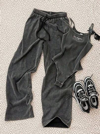 SHEIN Tween Girl Black Snowflake Fitted New York English Embroidered Knit Ribbed Suspender Jumpsuit And College Casual Simple Retro Street Style Snowflake Casual Pants Set Two Pieces Set