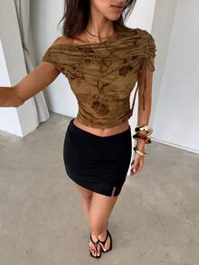 Aloruh Áo croptop nữ mùa xuân/hè mới với họa tiết hoa, chi tiết dây rút, có vai trần. - Nhiều màu - Xem 7
