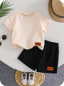 SHEIN Conjunto de 2 peças para bebê menino/menina, com estampa minimalista e fofa de letras. Camiseta de manga curta e shorts. - Multicolorido - Ver 3