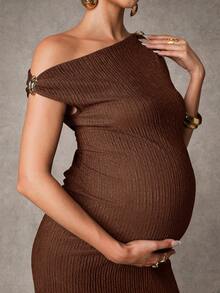 MaterniChic 孕妇夏季休闲度假纯色不对称领金属扣装饰修身连衣裙 - 棕色 - 查看 2