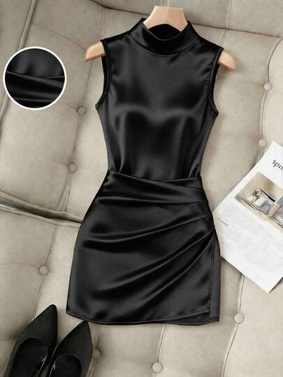 Franclia 时尚新款亮面高领无袖褶裥腰部修身不对称紧身连衣裙，女款