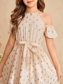 Vestido elegante y lujoso de color rosa con diseño de hombros descubiertos, cintura ceñida y ajuste cómodo para niñas preadolescentes - Rosa - Ver 8