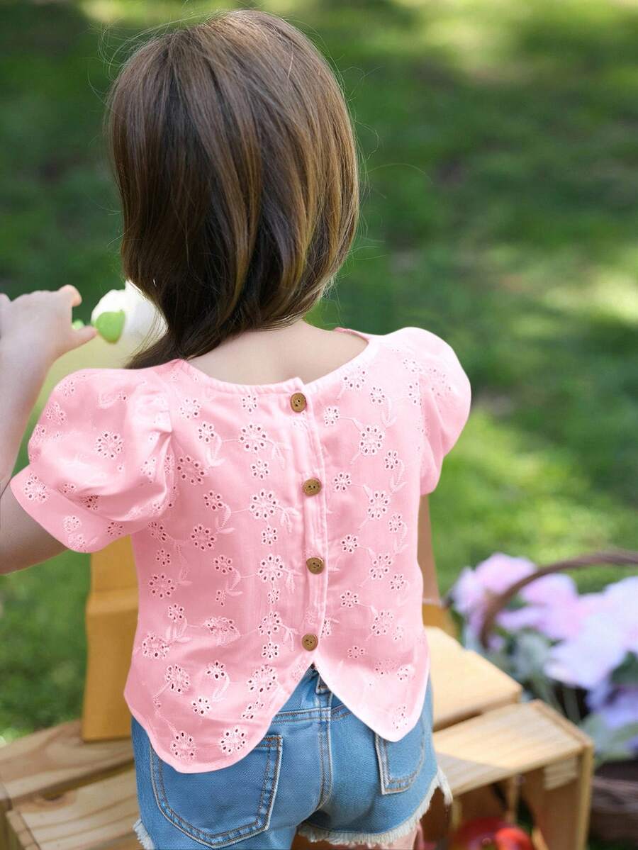 Emery Rose Kids Emery Rose Kids 女婴休闲简约舒适圆领泡泡袖镂空刺绣上衣,适合日常穿着和开学季,粉色女婴夏季衬衫 - 粉色 - 查看 1