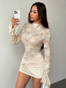 SHEIN PETITE 酒红色性感透视蕾丝迷你连衣裙，适合日常约会、夜间外出、夜店、派对、聚会、鸡尾酒会、泳池派对以及秋冬季穿着。 - 杏色 - 查看 4
