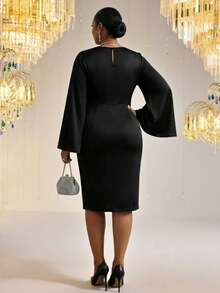 Fleurora Plus Size Elegant Black Bodycon Dress With Extra Long Raglan Sleeves And Round Neck Knee Length Knitted Fabric Multicolor - Multicolor - View 2