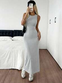 SHEIN EZwear 女士灰色针织露背无袖修身连衣裙，长款修身连衣裙，无袖长裙，舒适长裙，灰色长裙，露背镂空连衣裙，露背长裙，无袖吊带裙，女装连衣裙，女士夏季连衣裙，修身长裙 - 灰色 - 查看 4