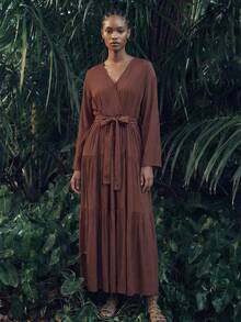 Maija V领无袖宽松A字连衣裙，玫瑰红褶皱面料，适合都市女性秋冬季穿着 - 棕色 - 查看 5