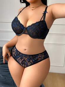 2pcs Plus Size Women Sexy Lace Bra Set, Underwire Thin Cup Bra And Panty Set - Black - View 5
