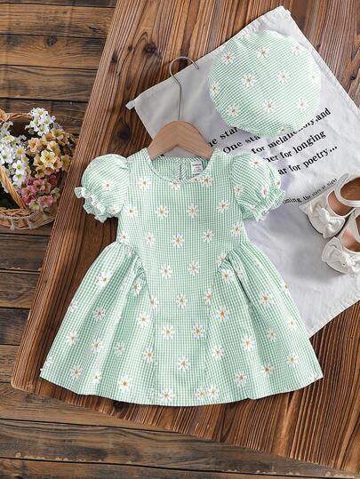 Souflis Souflis Letnia, śliczna, świeża sukienka w kratkę z nadrukiem stokrotek w kolorze niebieskim i pasująca czapka beret, zestaw 2 szt., klasyczny wzór w kratkę z modnym krojem, odpowiedni do codziennego noszenia i na wyjścia dla dziecka