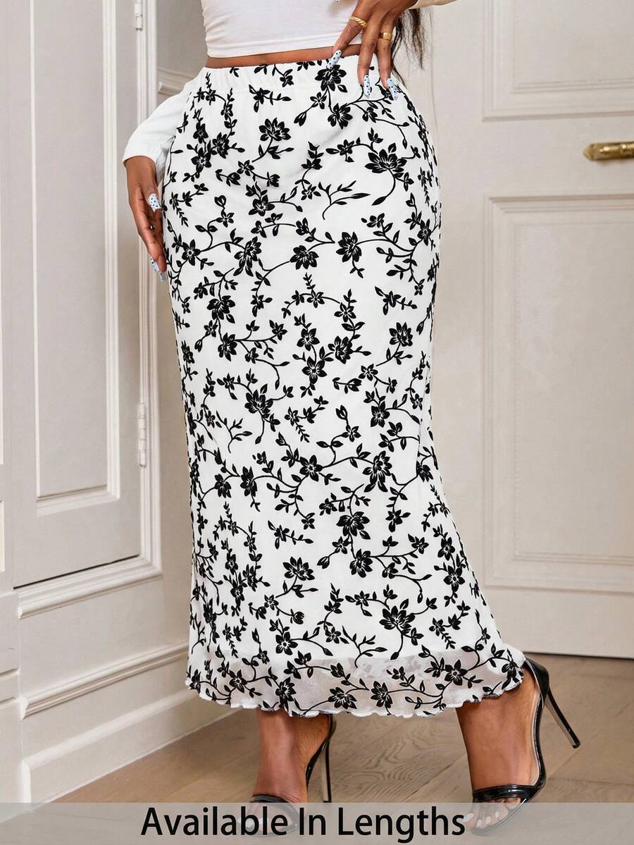 SHEIN PETITE CURVE 大码女式黑色花卉印花网纱鱼尾裙 - 白色 - 查看 1