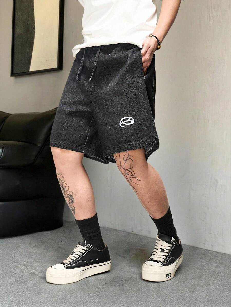 Manfinity Hypemode 黑色水洗直筒牛仔短裤,夏季休闲街头风阔腿短裤 - 黑色 - 查看 1