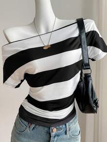 SHEIN EZwear Striped Print Asymmetric Collar Short Sleeve Women T-Shirt - Black and White - View 8