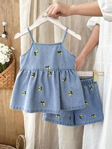 SHEIN Vintaside Kids Toddler Girls' Light Blue Washed Casual Loose Denim Jumpsuit With All-Over Floral Print, Paired With Relaxed Straight Leg Denim Shorts With Elastic Waistband, Fashionable And Versatile Outfit For Spring/Summer.Kids Denim Spaghetti Strap Top And Shorts Two-Piece Outfit With Embroidered Plant Patte - Light Wash - View 3