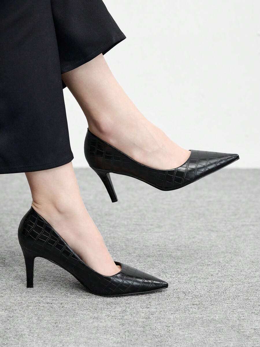 CUCCOO BIZCHIC 女士尖头细高跟黑色压纹简约高跟鞋,适合户外通勤、日常穿着、工作、聚会、宴会等场合。 - 深黑 - 查看 1