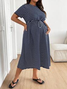 Plussiva Gaun Kasual Longgar Bergaris untuk Ibu Hamil, Ukuran Besar - Royal Blue - View 5