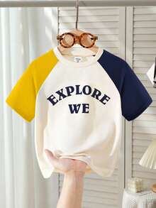 SHEIN Casuvi Kids Jungen-Einteiler im urbanen Freizeitstil, Rundhals-Kurzarm-Farbblockshirt in Apricot, bequem und vielseitig, geeignet für Frühling und Sommer. Das T-Shirt ist für verschiedene Anlässe wie urbane Outdoor-Aktivitäten, Lässig zuhause, Schule und Treffen geeignet. Jungen T-Shirts Jungen Casual Kinder Jungen Baseball-Shirt Kinder Jungen Sommer T-Shirt Jungen Preppy Tops Kindersüße Tops - Gelb - Übersicht 3