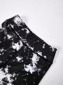 SHEIN Tween Girls Tie Dye Print Hollow Back Cami & Biker Shorts 2-Piece Set, Suitable For Yoga, Sports Day, Back To School - Black - View 15