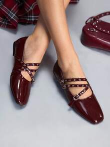 CUCCOO GRLICON Mocasines planos con hebilla y decoración de remaches para mujer - Burdeos - Ver 6